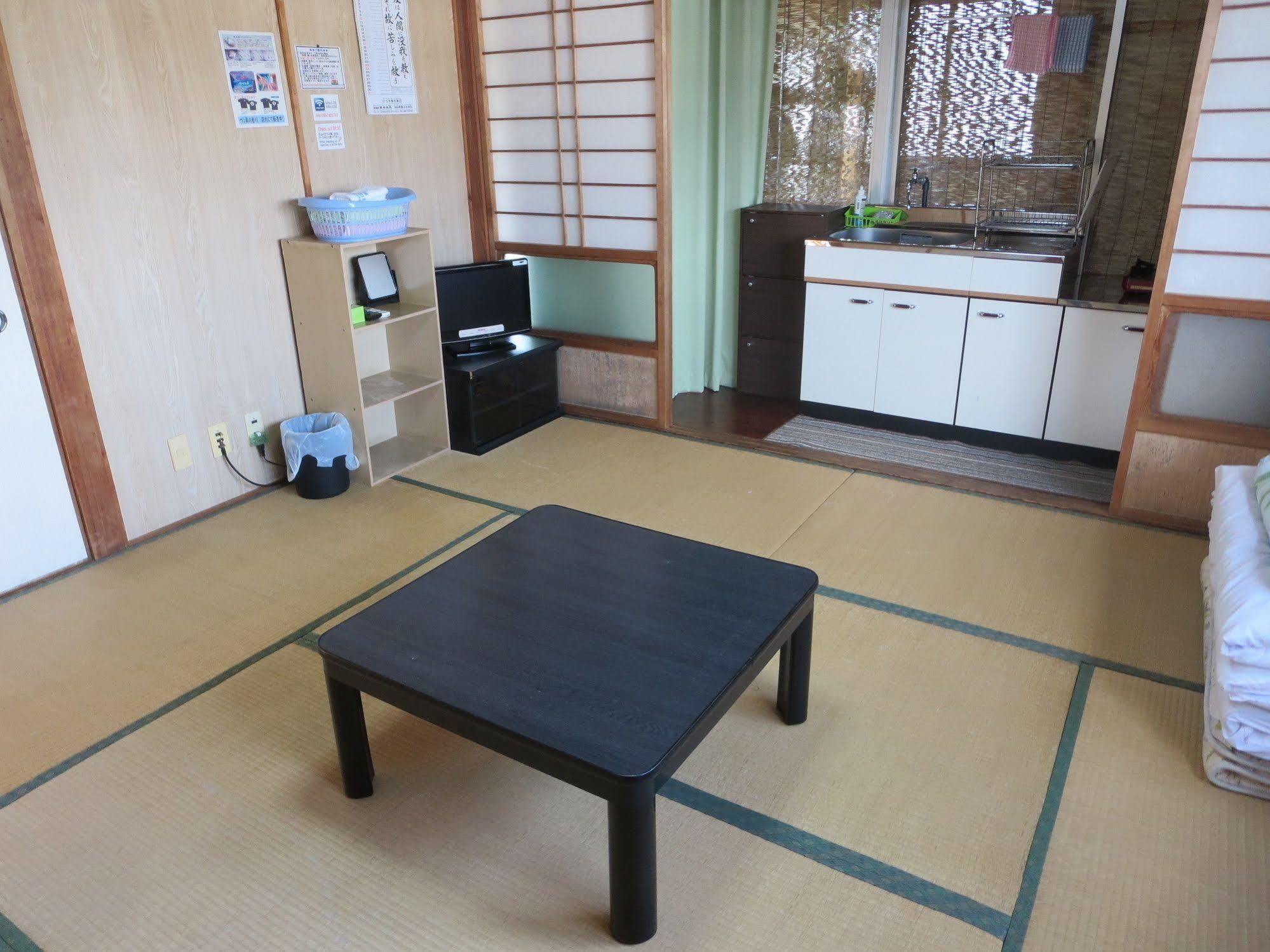 Minshuku Iwakawa Hotel Yakushima  Ngoại thất bức ảnh